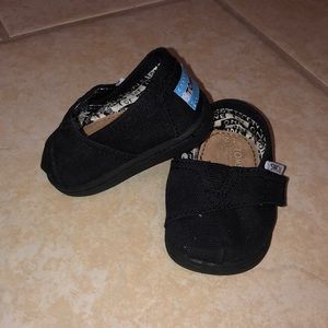 2c Toms Shoe